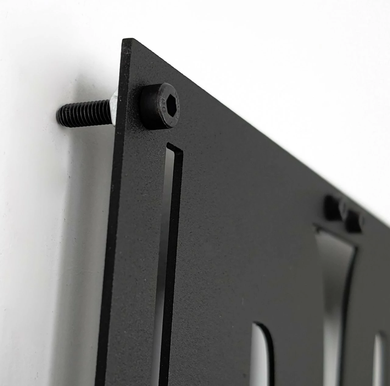 Aksesor dekorativ metalik për mur, Wallity, MT - 015, ngjyrë e zezë, 86x47cm