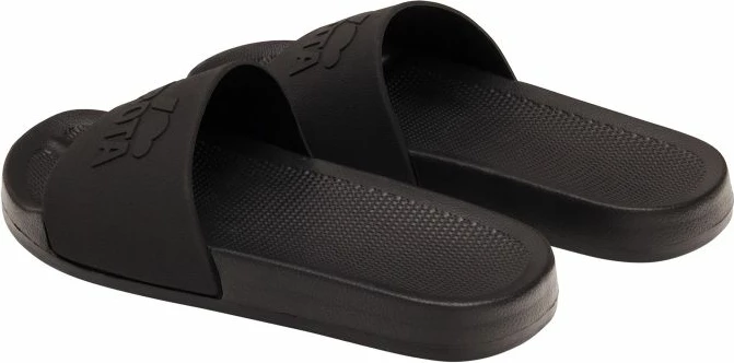 Papuqe Kubota, të zeza