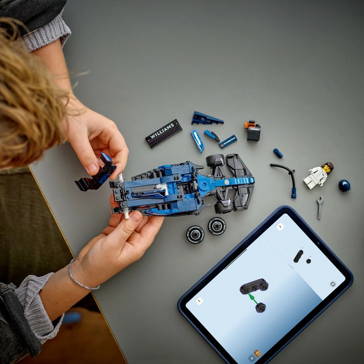 Set LEGO Speed Champions Williams Racing FW46, 263 pjesë, për fëmijë 10+, Plastikë