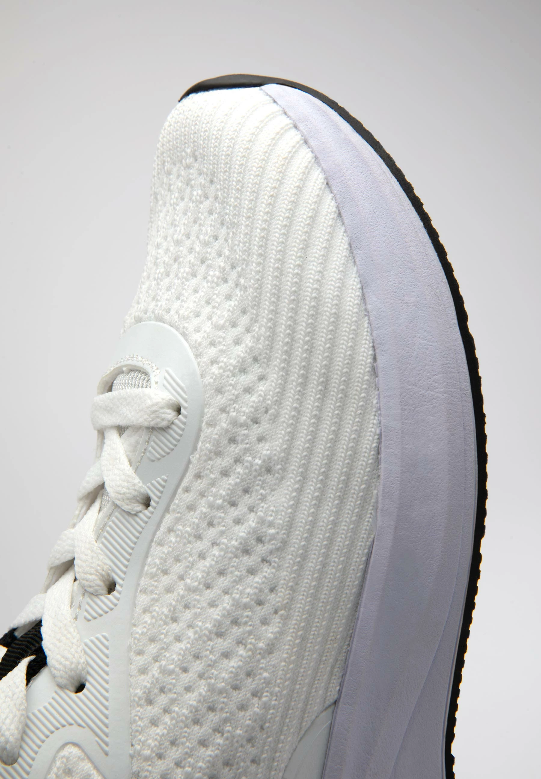 Atlete  trajnimi Milton - Bardhë/Zi