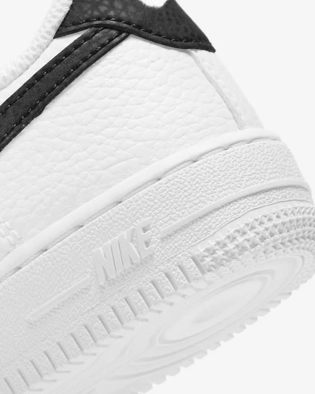 Atlete Nike Air Force 1 (GS) [Madhësia: 38.5]