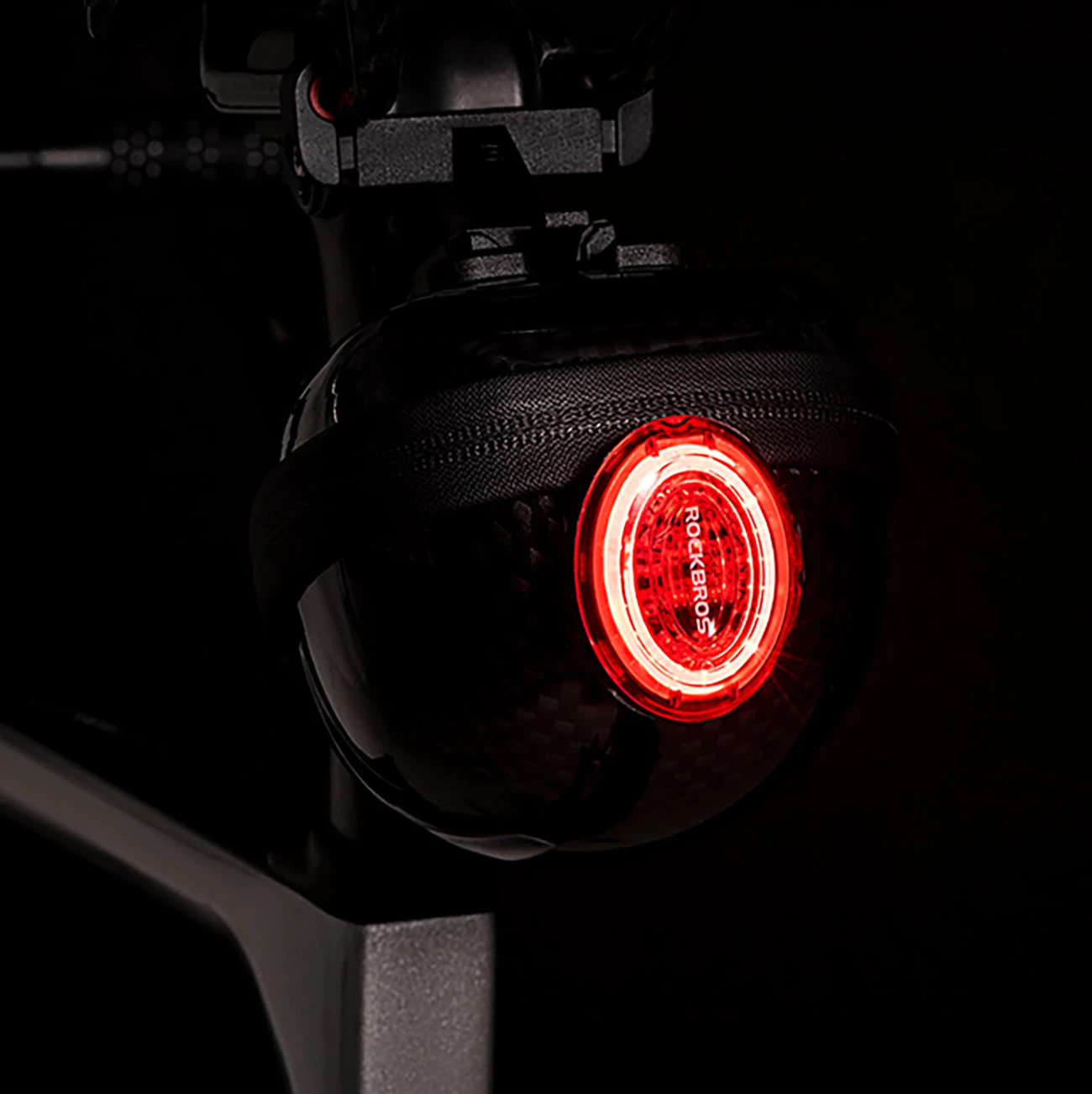 Çantë biçiklete Rockbros 3013007601, 0.4L, e zezë, hard shell