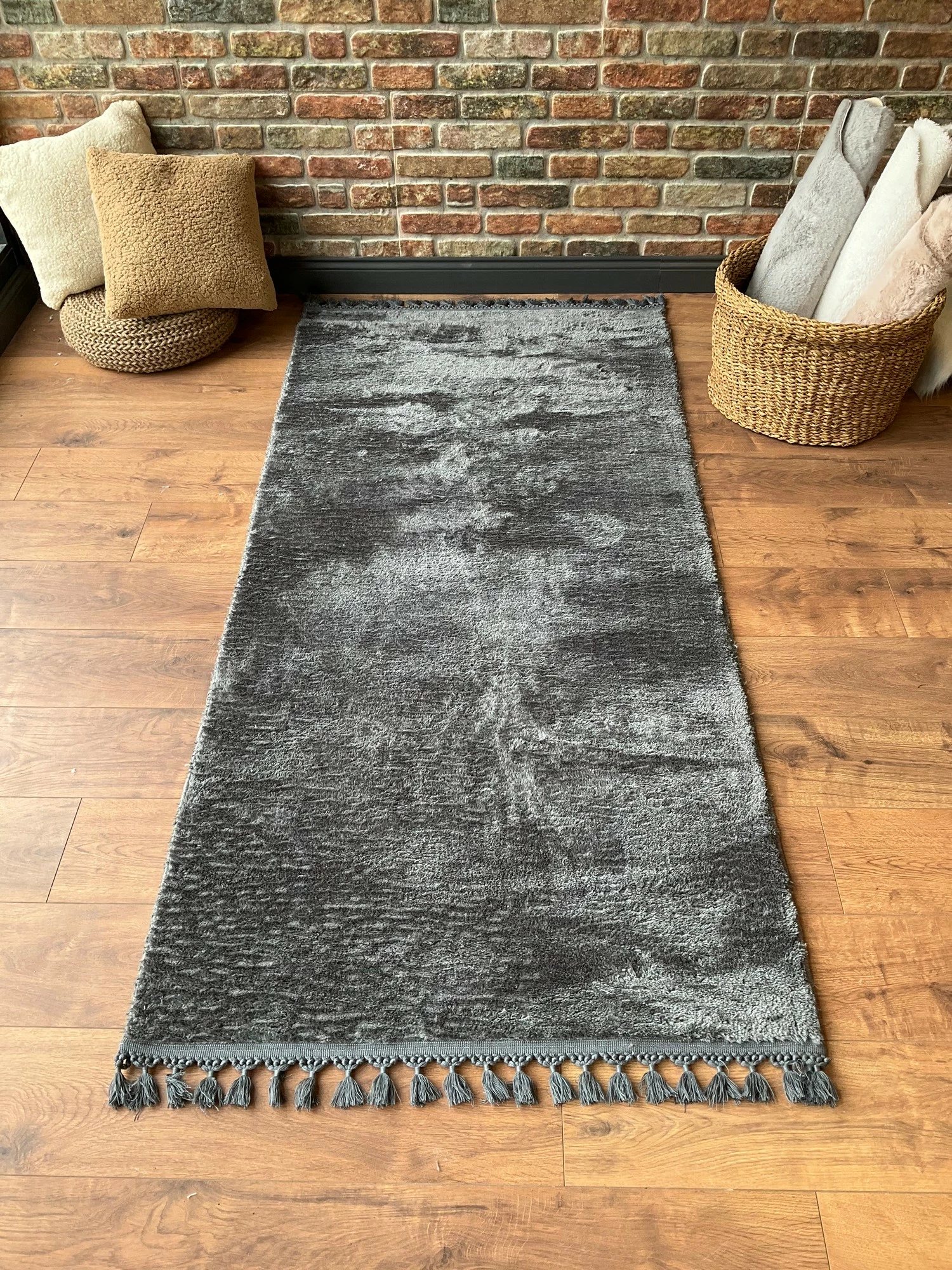 Qilim (80x150cm), Conceptum Hypnose, ngjyrë antracit