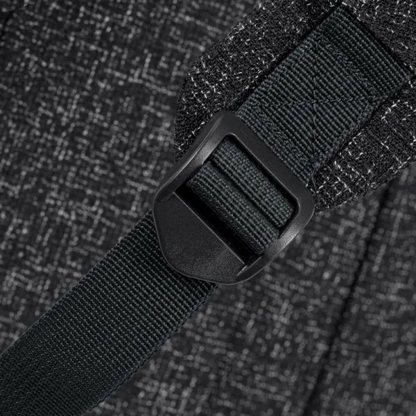 Çantë shpine për laptop RIVACASE 7962, deri 15.6\", materiale TWEED rezistente në ujë, e zezë