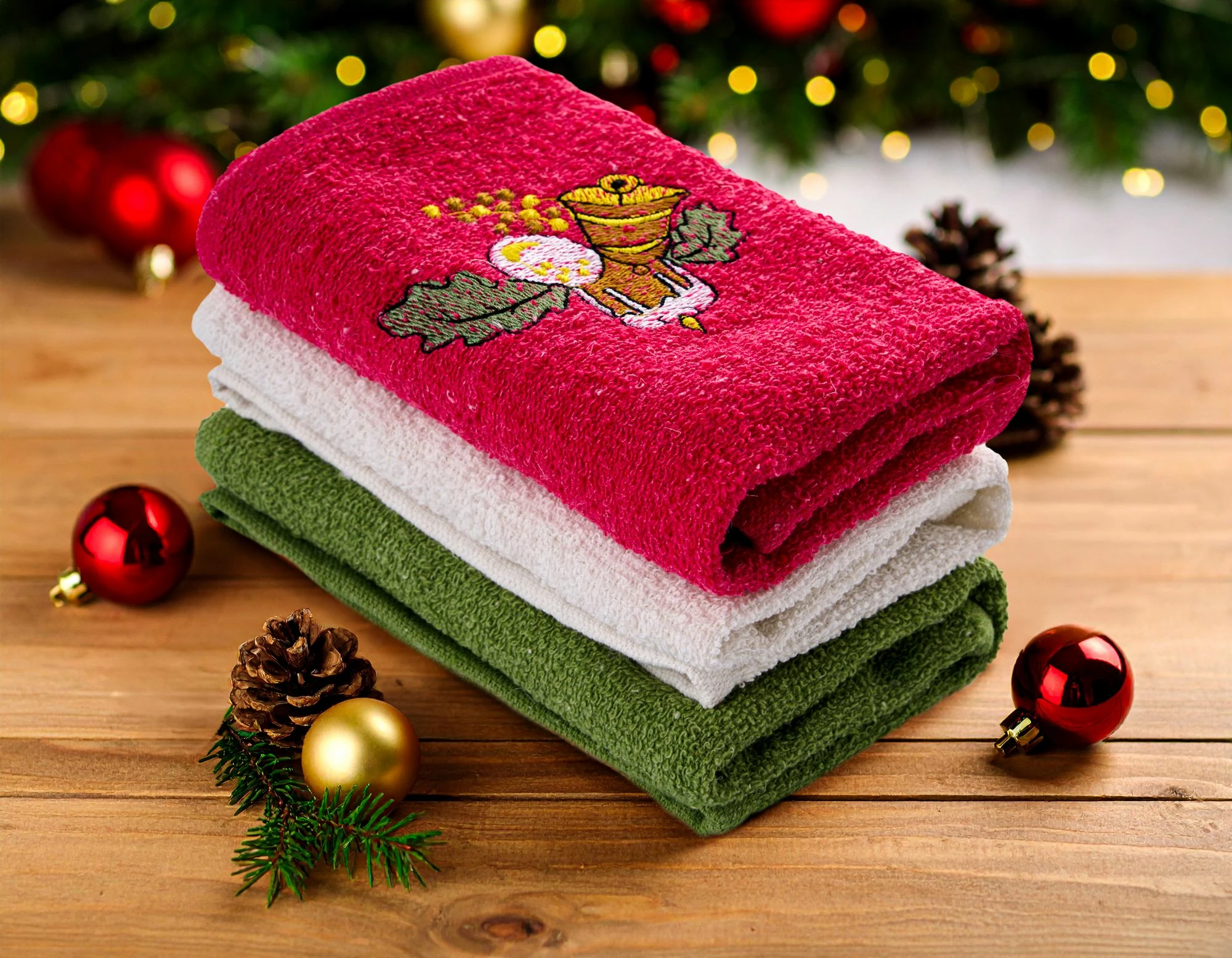 Set peshqirësh për larje (3 copë), Mijolnir, Krishtlindje - e kuqe, e gjelbër, e bardhë