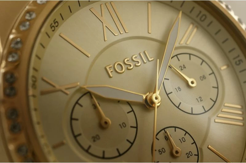 Orë dore për femra Fossil, të arta