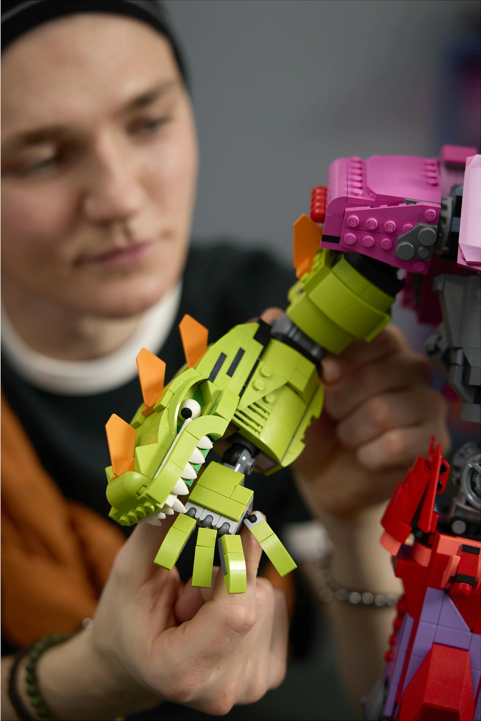 Set ndërtimi LEGO Fortnite Mecha Team Leader 77078, 2503 copë, figurë mech 45 cm, multikolor