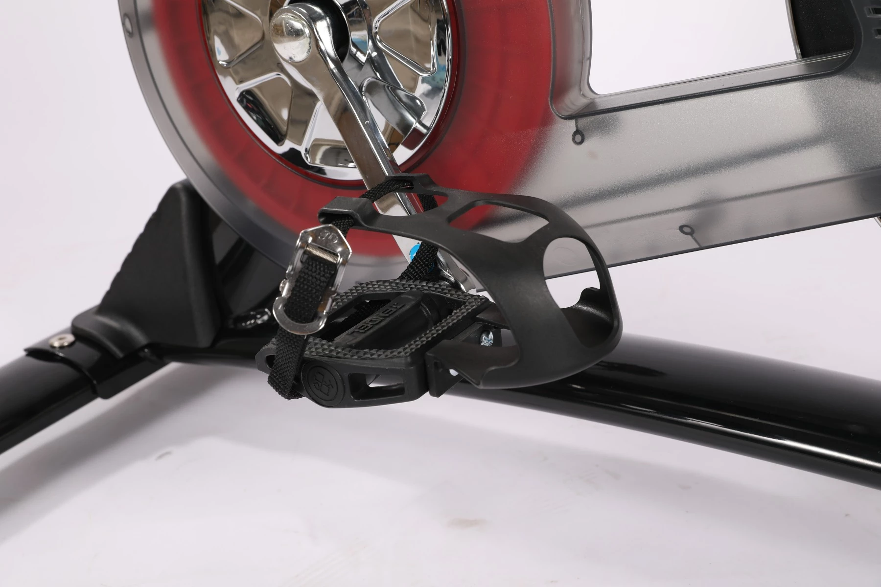 biçikletë statike indoor ART.IS sport Superior AS2 (AS8718), volant 8 kg, Bluetooth Kinomap/Zwift, deri 120 kg, e zezë/kuqe