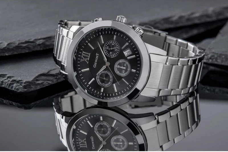 Orë dore për meshkuj Giewont, e zezë