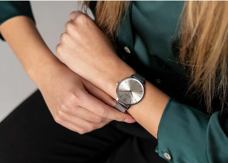 Orë dore për femra Paul Lorens, e argjendtë