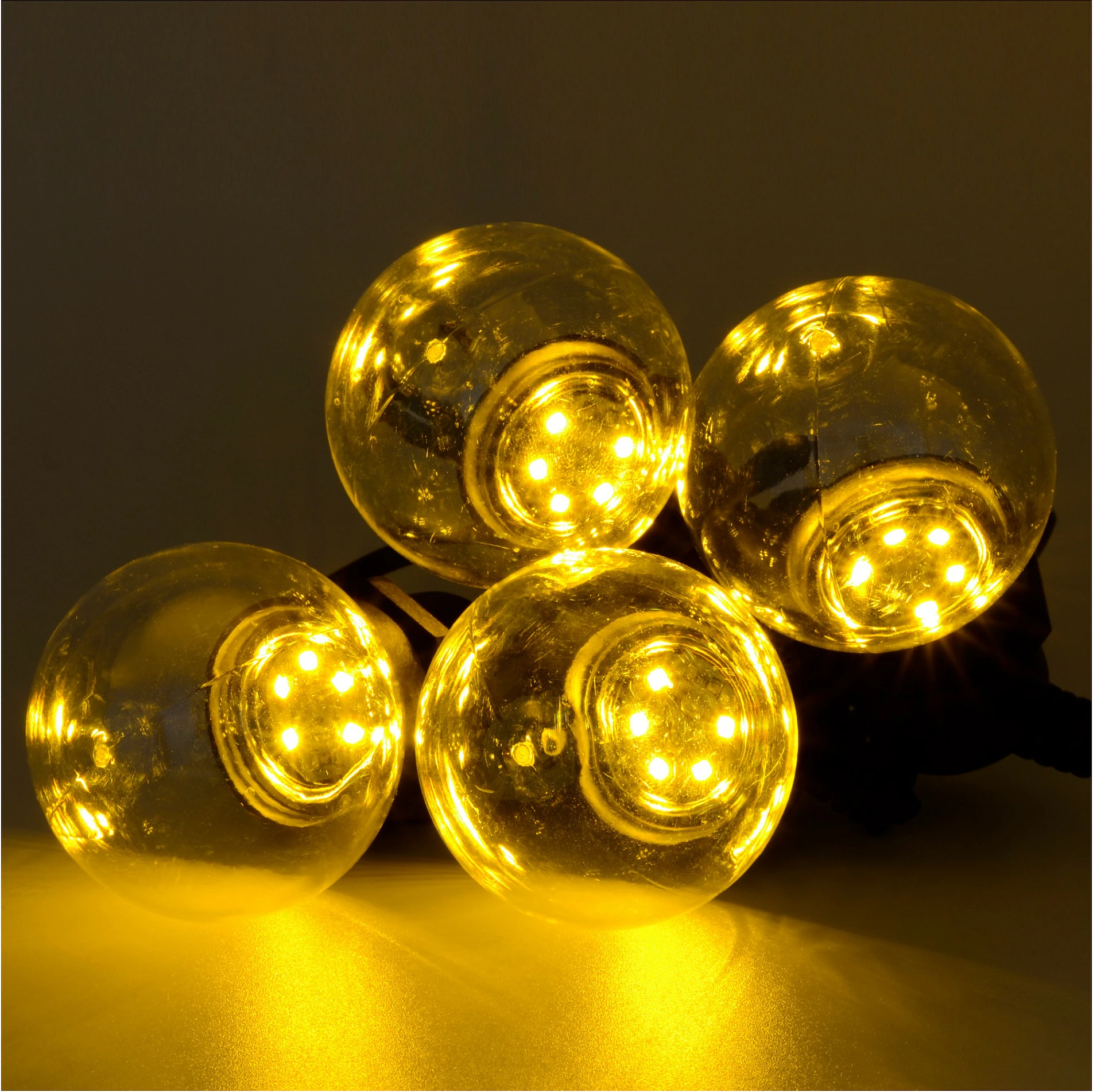Drita dekorative LED RealPower 463627, 10 m, 24 llamba, 2200K, me bateri, e zezë
