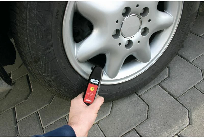 Mates Presioni Gome Digjital Lcd