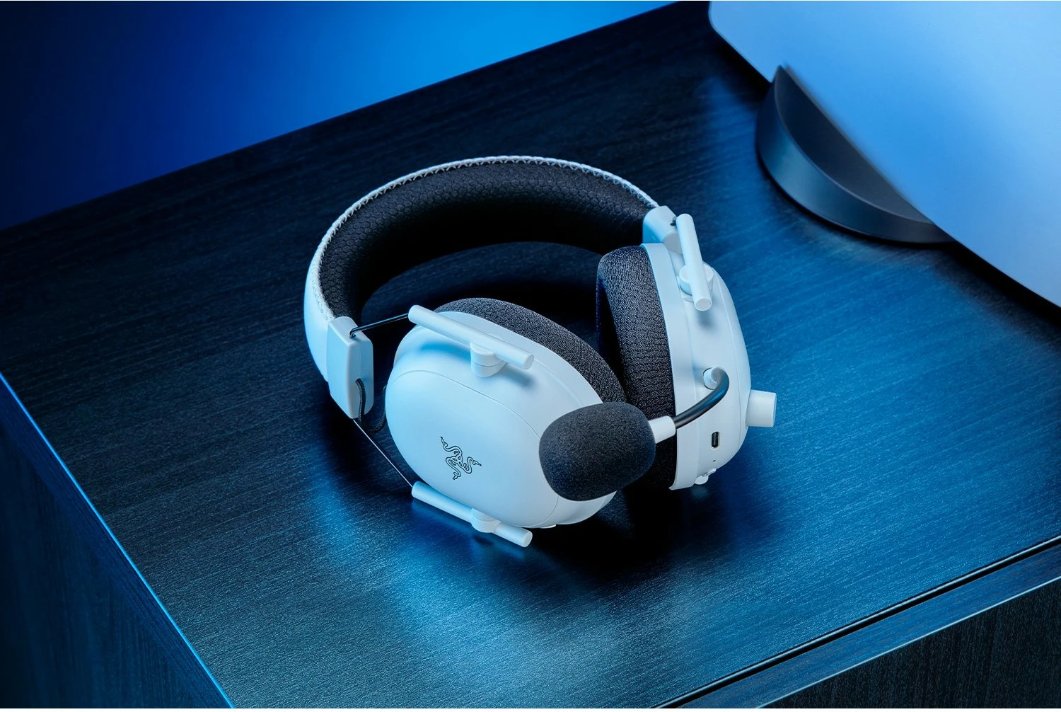 Kufje gaming Razer BlackShark V2 Pro, wireless, për PlayStation 5, bardhë