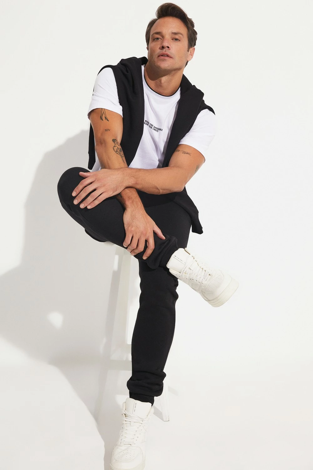 Trenerka të poshtme për meshkuj June