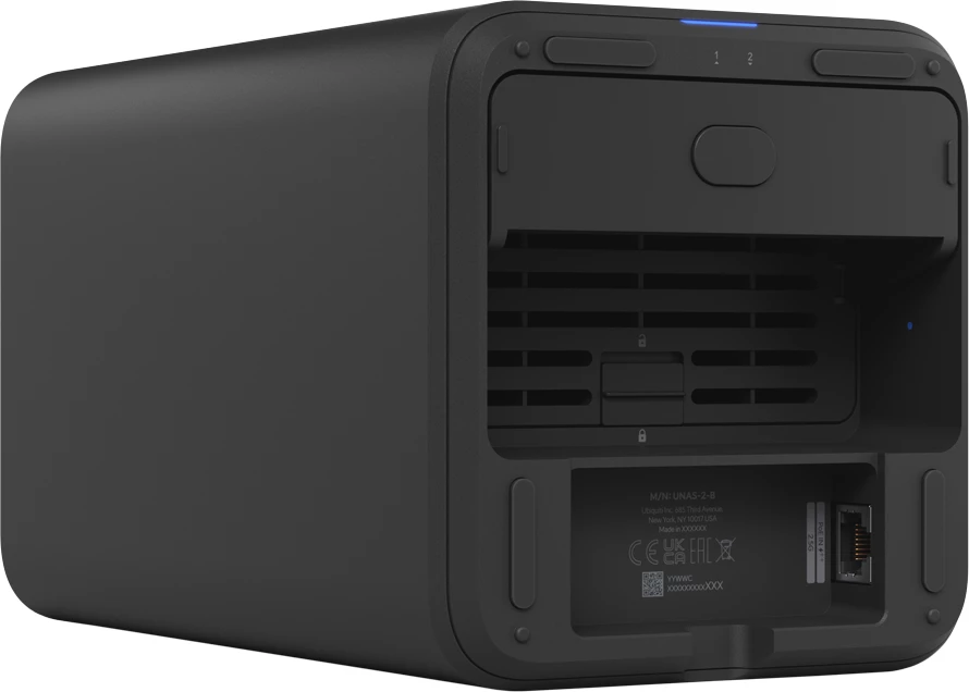 NAS Ubiquiti UniFi UNAS-2-B-EU, 2x 3.5\" bay, 2.5GbE, USB-C, me adapter PoE++ i përfshirë, e zezë