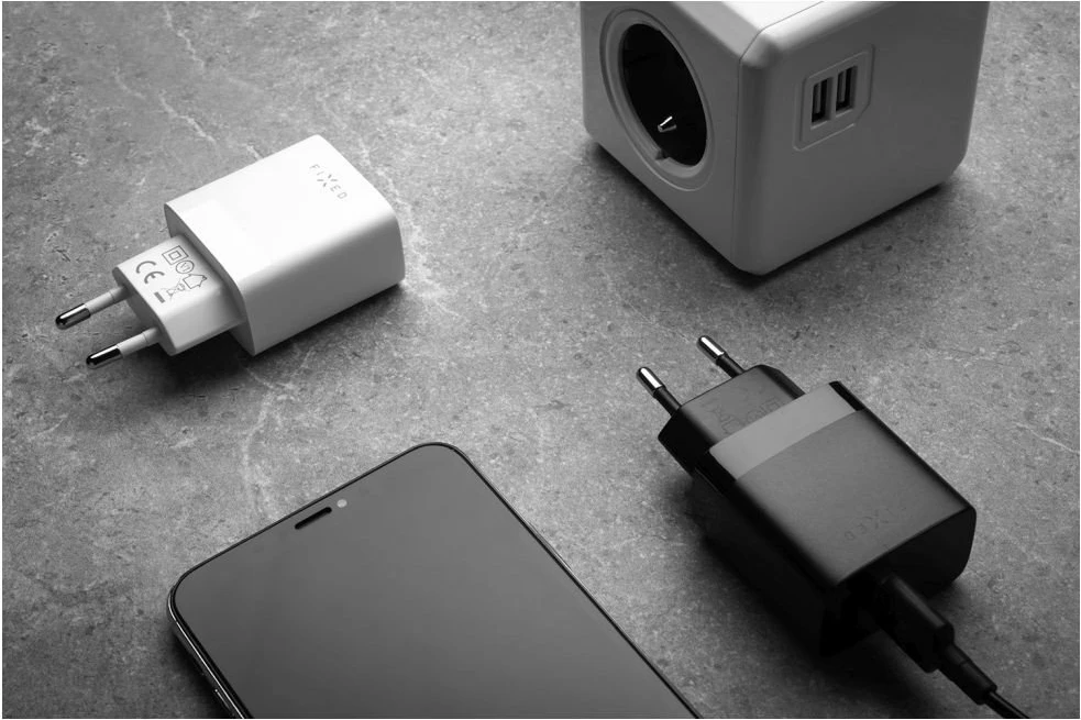 Karikues muri Fixed FIXC17N-2U-WH 17W, 2x USB-A, Quick Charge, kabllo 1.2 m, i bardhë