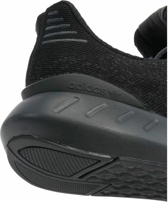 Atlete adidas për meshkuj dhe femra, të zeza [Madhësia: 36 2/3]