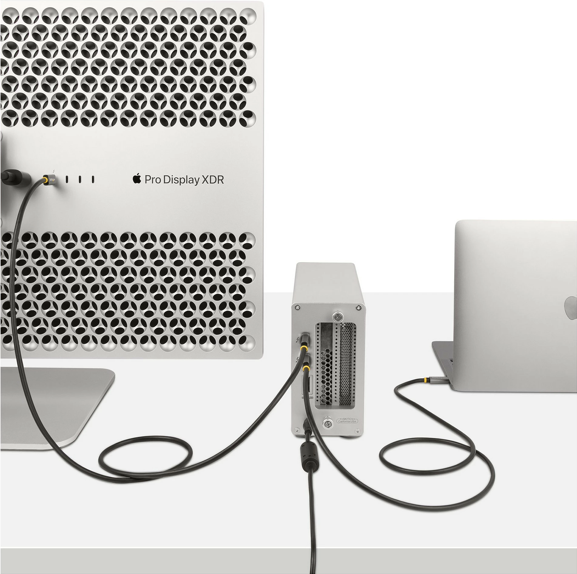 Kabllo USB4 StarTech 1m USB-C në USB-C, 40Gbps, 100W PD, 8K 60Hz, e zezë