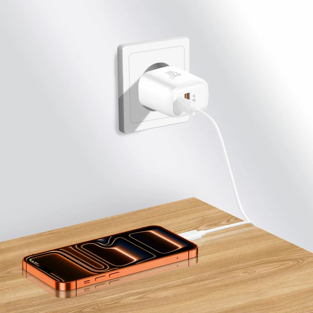 Karikues muri Tech-Protect NCA45W-GAN 45W 2-port (USB-C PD 3.0 + USB-A QC 3.0), me kabllo USB-C në USB-C 1 m, i bardhë