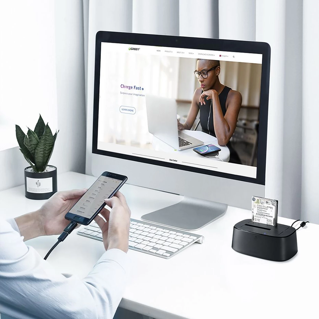 Docking station Ugreen CM198 50857 për HDD/SSD SATA 2.5"/3.5", USB 3.0, me furnizim EU, e zezë