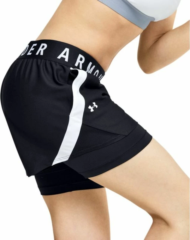 Shorce për femra Under Armour, të zeza