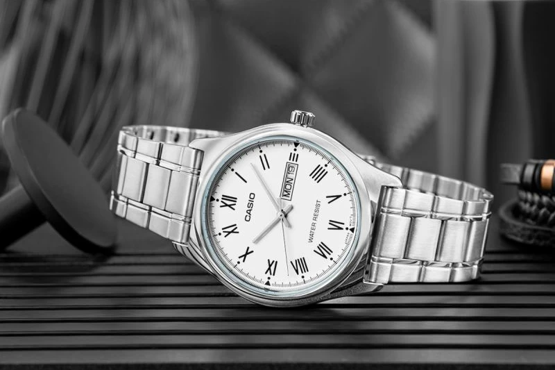 Orë dore për meshkuj CASIO, argjend