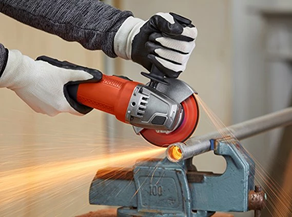 Brus këndor Black&Decker BEG110 750 W, 115 mm, M14