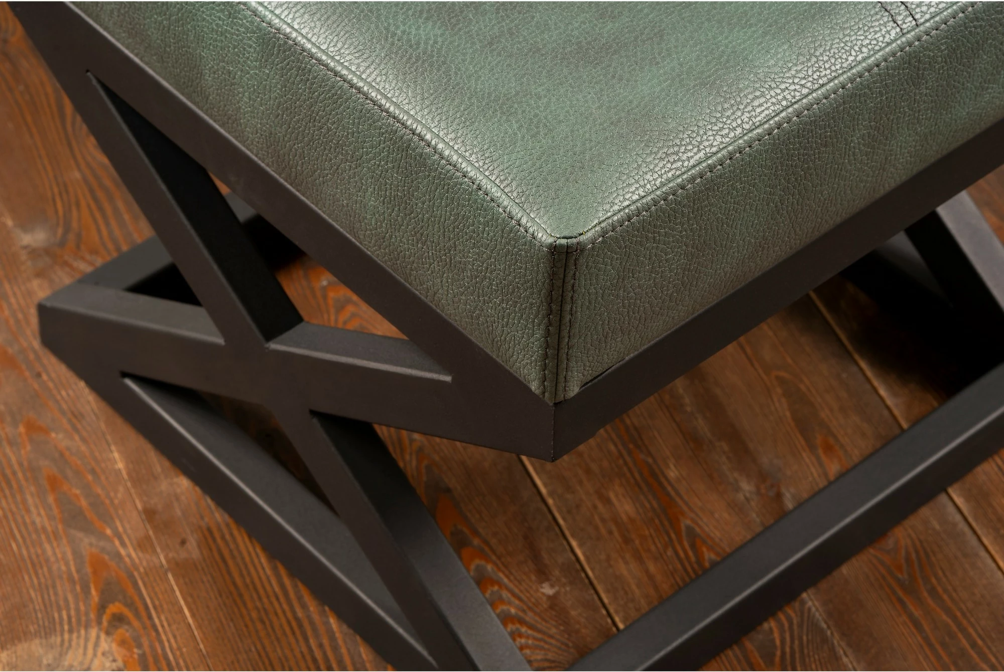 Puf Atelier del Sofa, ngjyrë e gjelbër, Krupa