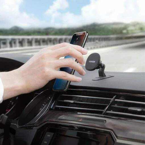 Mbajtës magnetik Ugreen për celular, për veturë, i zi