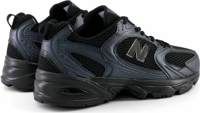 Atlete për meshkuj New Balance, të zeza [Madhësia: 40.5]