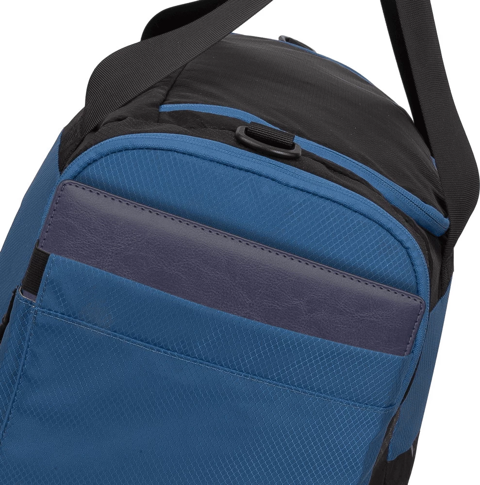 çantë sportive e palosshme RIVACASE 5235 Mercantour 30L, 480×280×260 mm, zi/blu