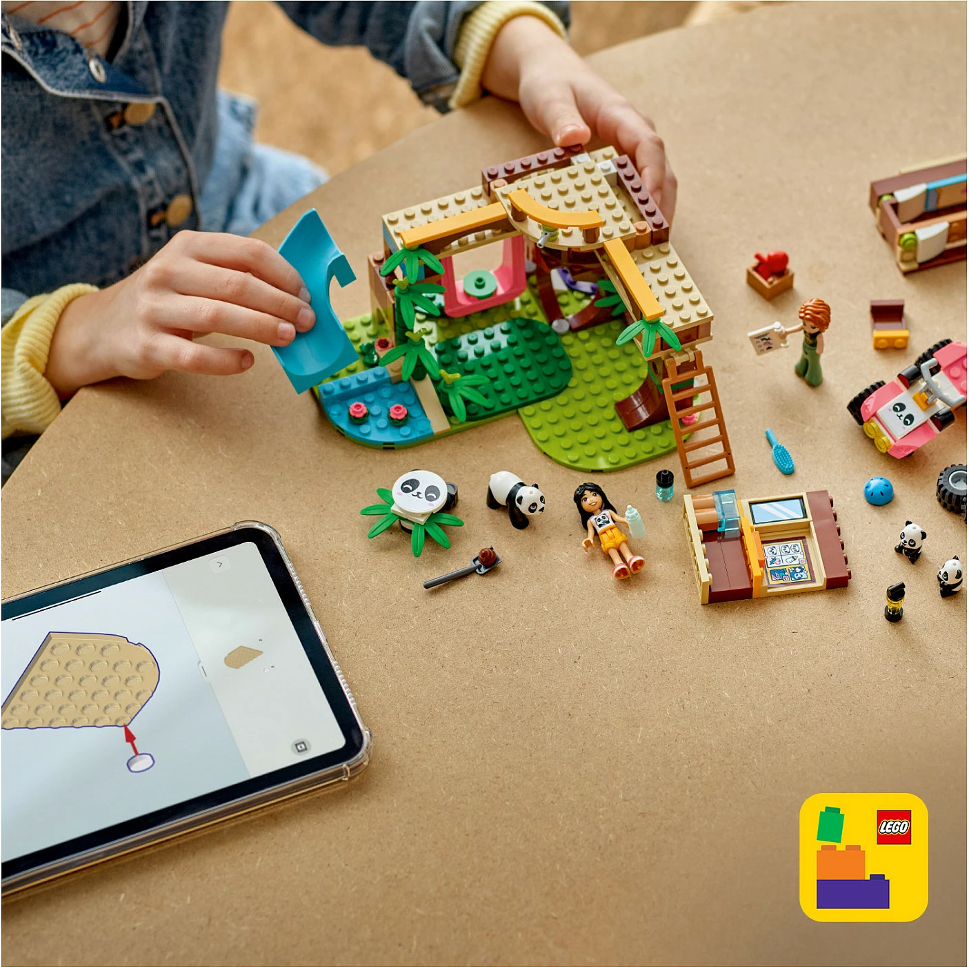 Set lodër LEGO Friends 42648 Strehë e Pandave, 243 copë, 7+