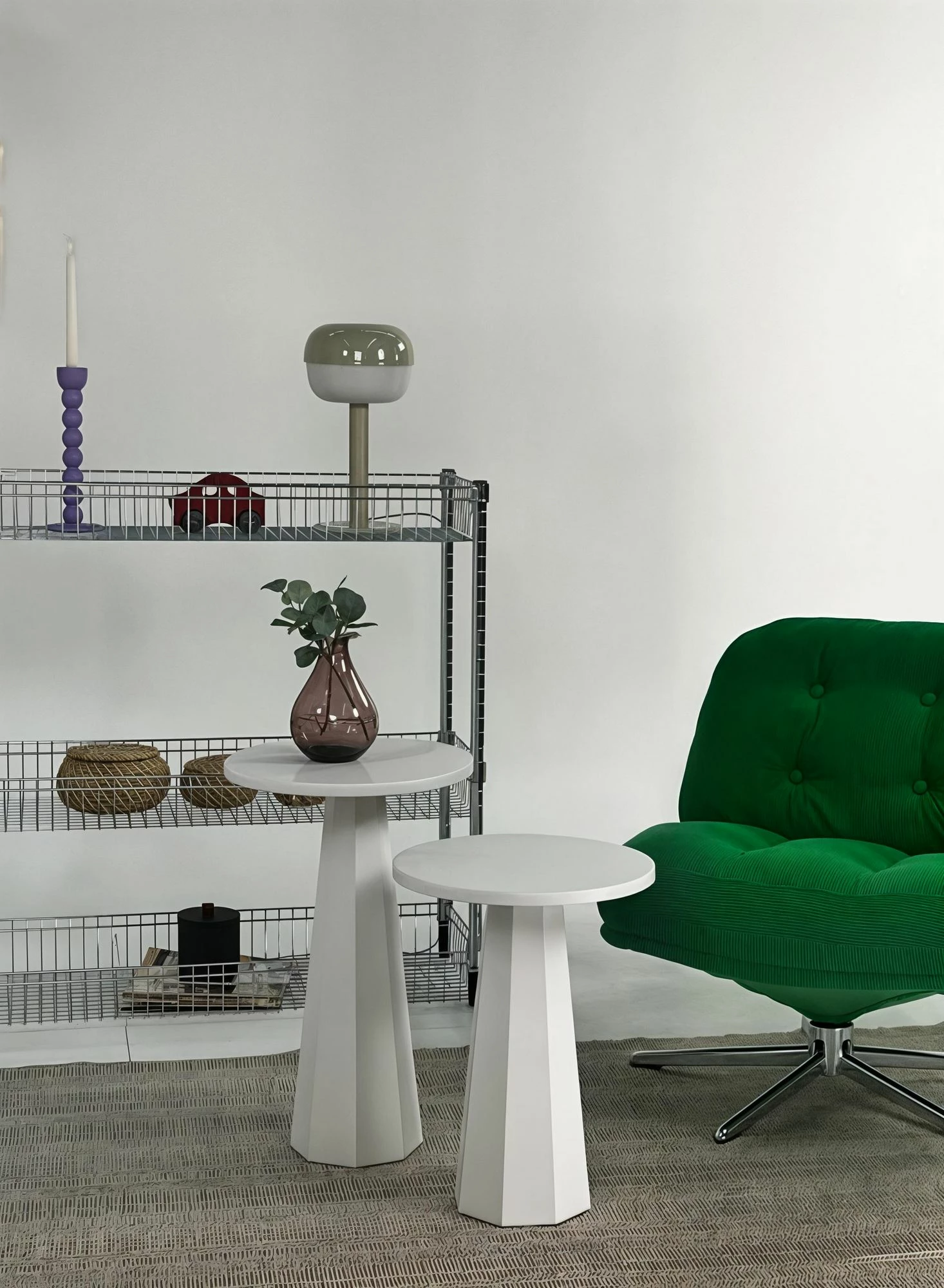Set tavolinash kafeje Skye Decor, Lilyum (57 + 47) - e bardhë