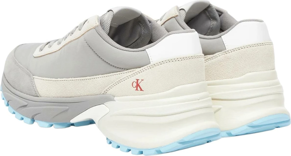 Atlete për femra Calvin Klein Jeans HIKE RUNNER MG NYLON YW0YW01852, gri [Madhësia: 40]