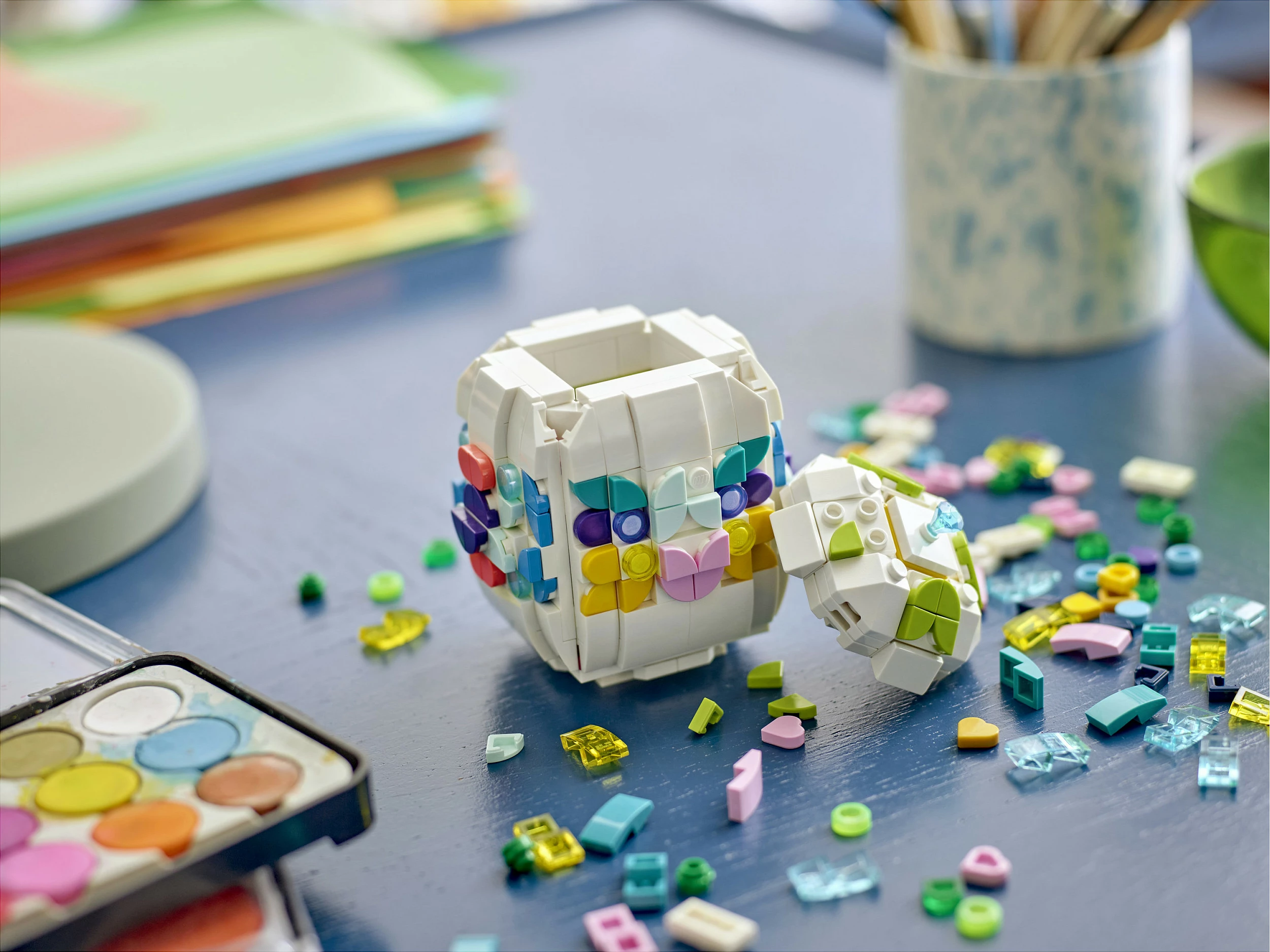 Set ndërtimi LEGO Iconic 40816 Decorative Easter Egg, 386 copë, 9+ vjeç, shumëngjyrësh
