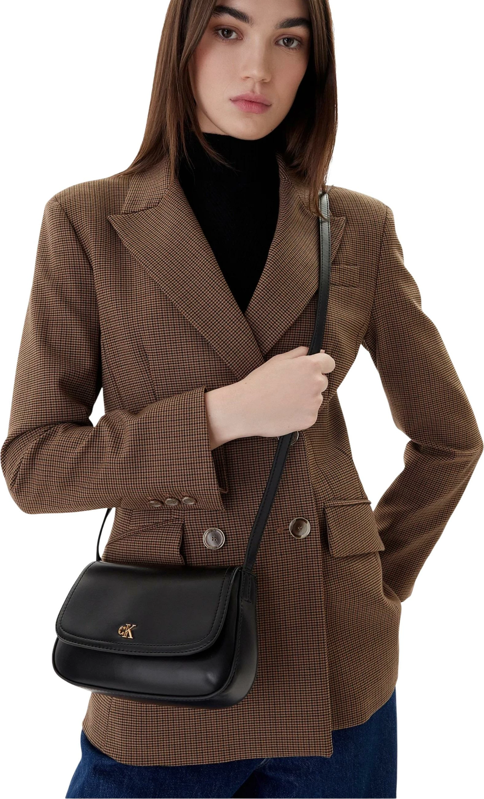Çantë crossbody Calvin Klein CK Flap Camera LV04F3421G për femra, e zezë