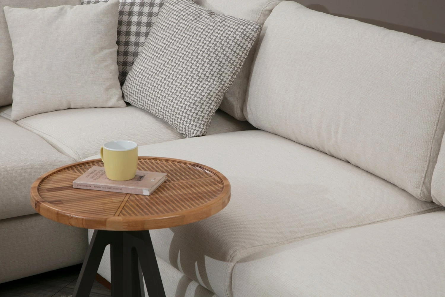 Këndare Atelier del Sofa, Loop 8, ngjyrë bezhë