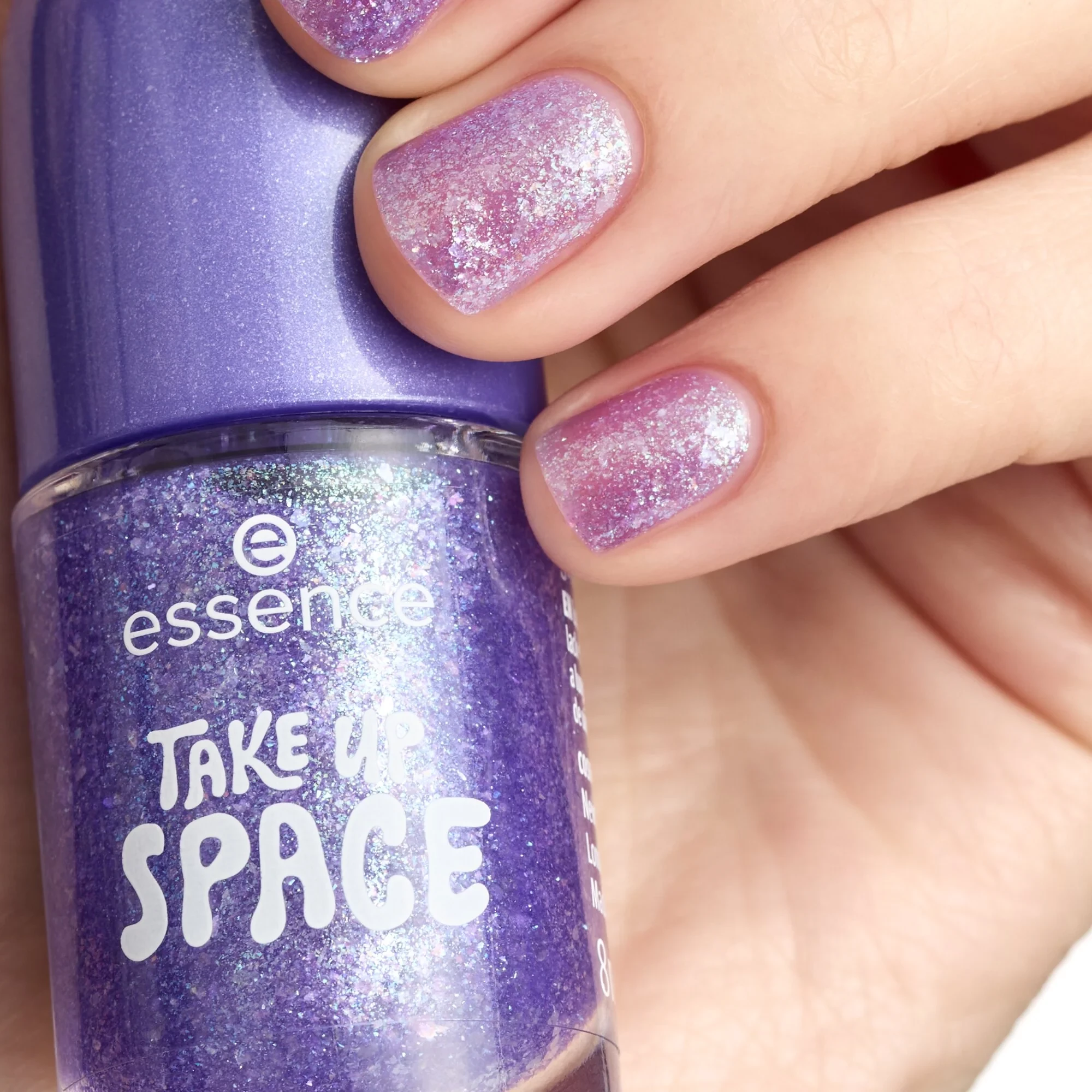 Essence gel nail polish 34 TAKE UP SPACE
