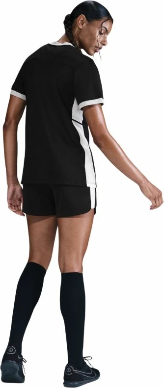 Maicë sportive Nike për femra, e zezë