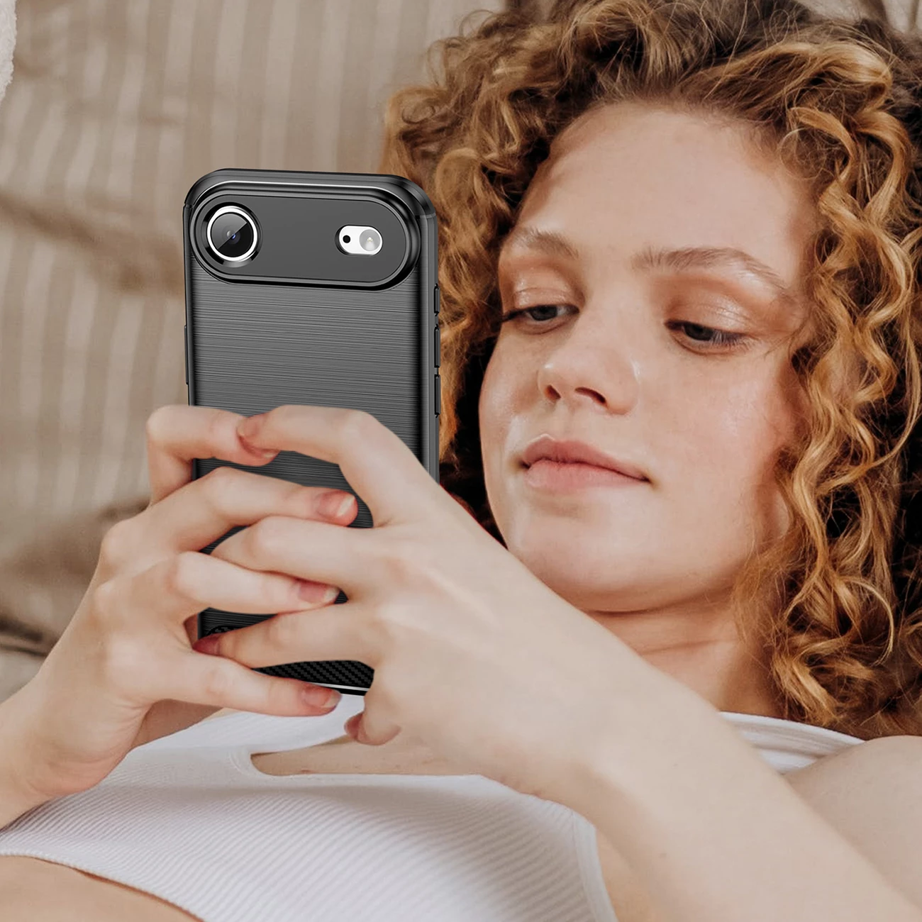 Mbështjellës Hurtel Carbon Case për iPhone 17 Air, TPU, i zi