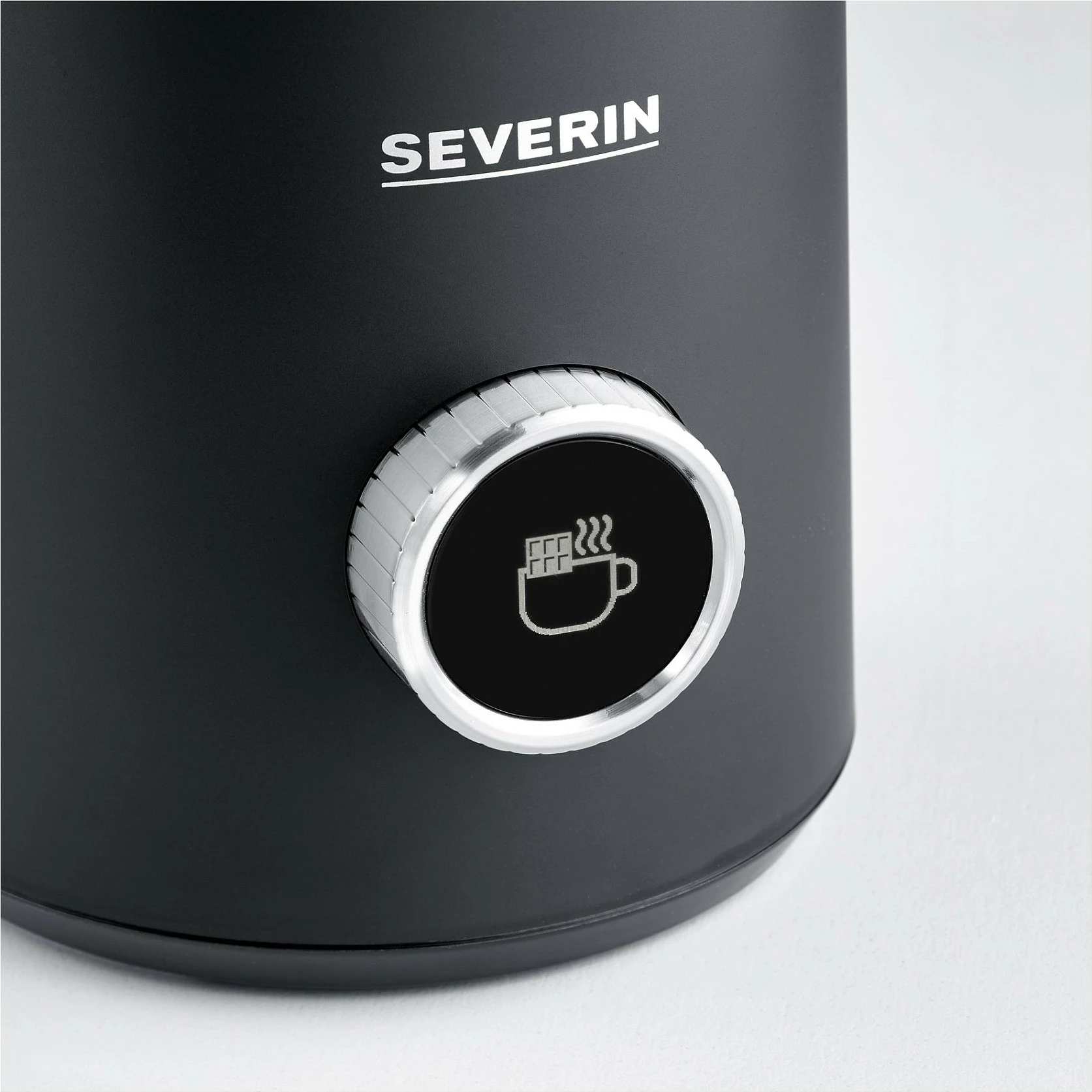 Shkumëzues qumështi Severin Spuma 700 Plus SM3587, 500W, 0.7L, i zi/inoks