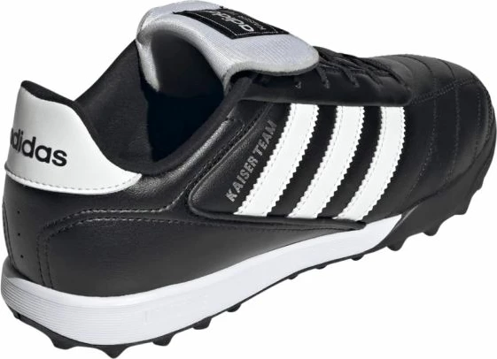 Atlete futbolli adidas, meshkuj [Madhësia: 40 2/3]
