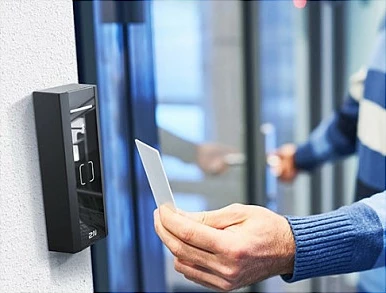 Njësi aksesi 2N Access Unit M, 13.56 MHz, NFC ready, kabllo Ethernet 3 m, e zezë