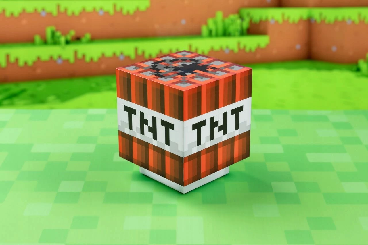 Lampë tavoline Minecraft 4714, 11 x 9 cm, me tingull TNT, 3xAAA (pa bateri), në kuti dekorative, e kuqe