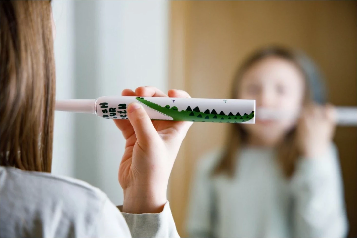 Furçë dhëmbësh sonike InnoGio GIOsonic Crocodile, për fëmijë 3+, e gjelbër