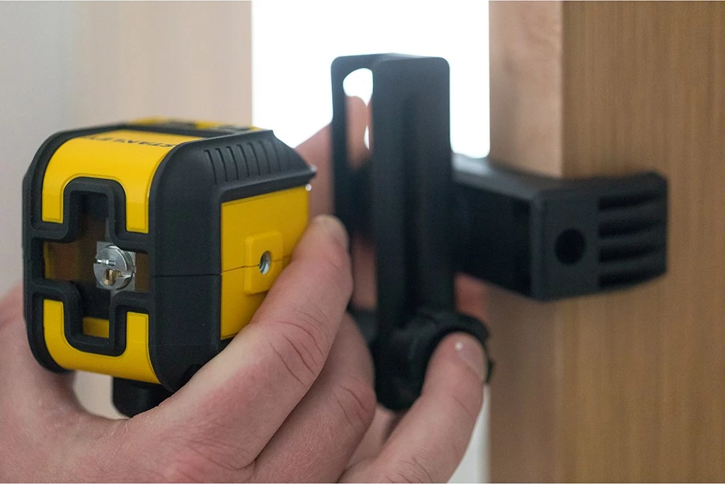 Laser Stanley Cubix Cross Line Red Beam, i verdhë/kuq