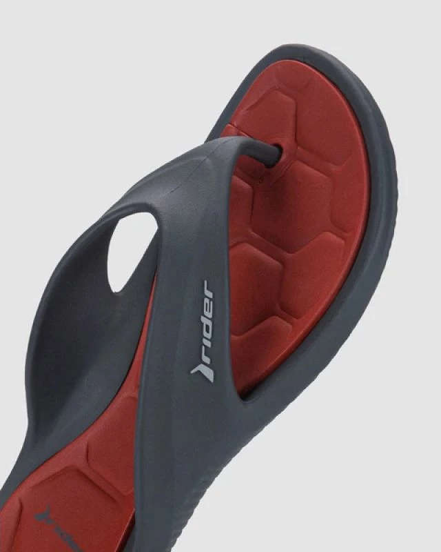 Papuqe sportive për meshkuj Rider Cape XVIII