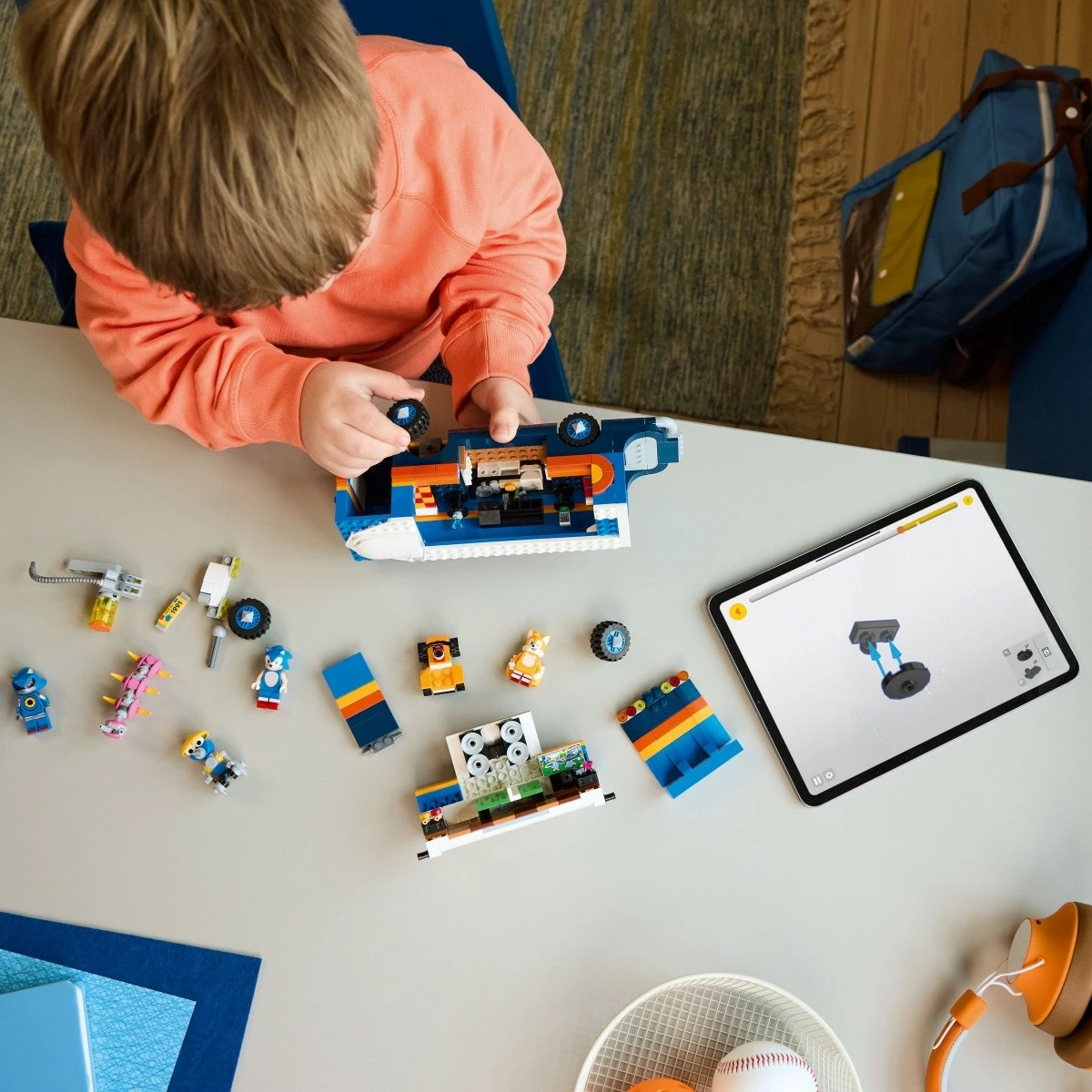 Set LEGO Sonic the Hedgehog 77006, kamion komandues, 747 pjesë, me figura