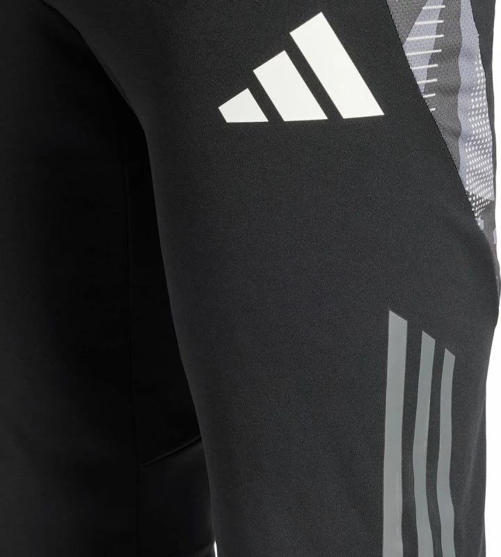 Shorce për meshkuj adidas, të zeza