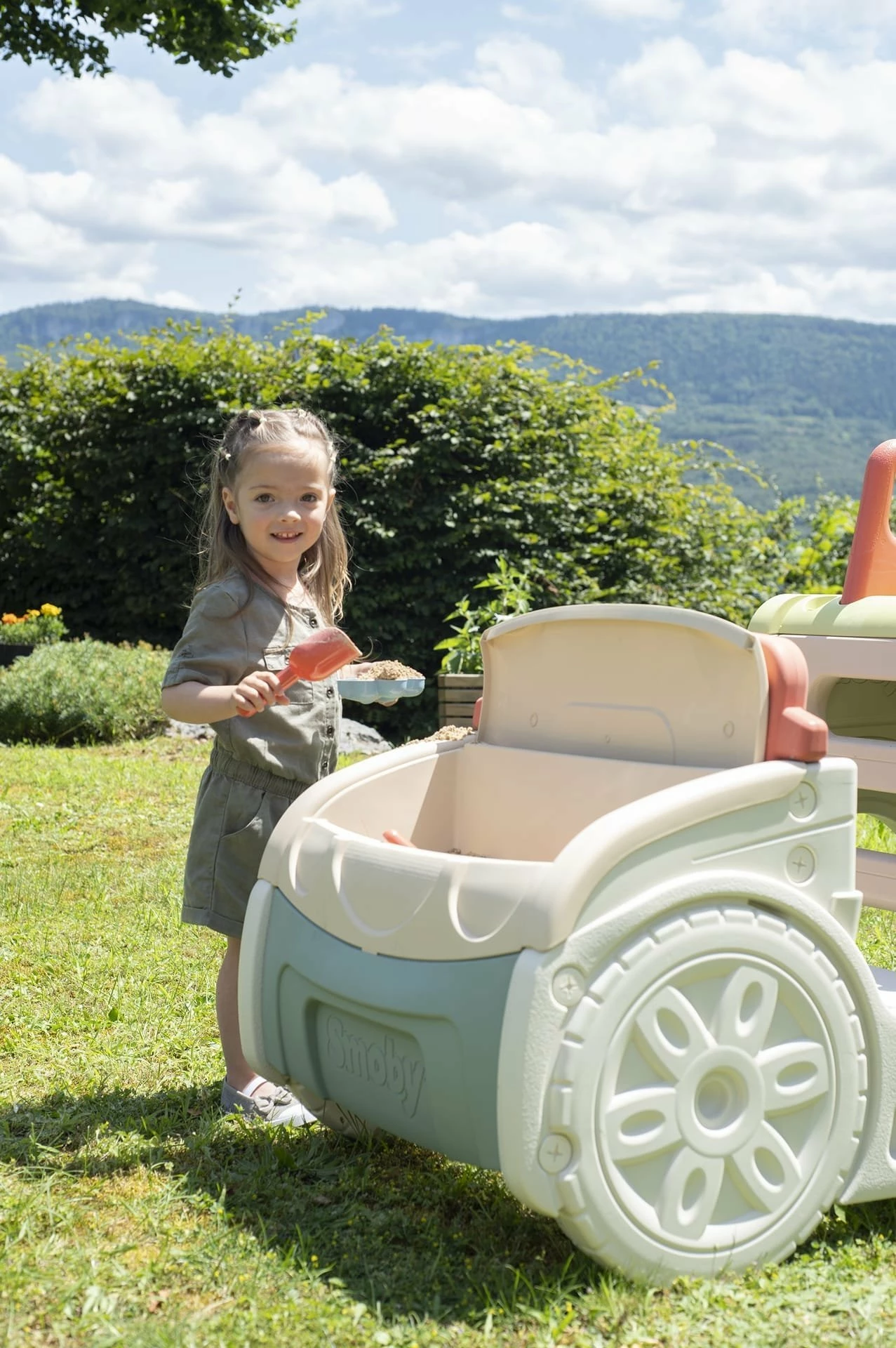 Lodër oborri 3-në-1 Smoby Adventure Car 840207, rrëshqitëse 150 cm, shumëngjyrëshe